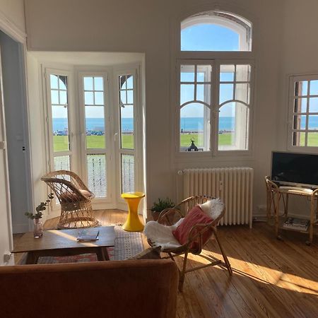L'Ecume Des Jours Vue Mer Dieppe Luaran gambar